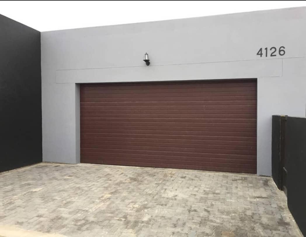 Man Cave Suite Swakopmund Exterior photo