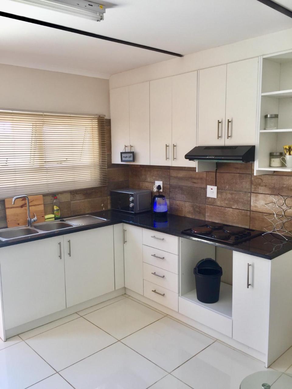 Man Cave Suite Swakopmund Exterior photo